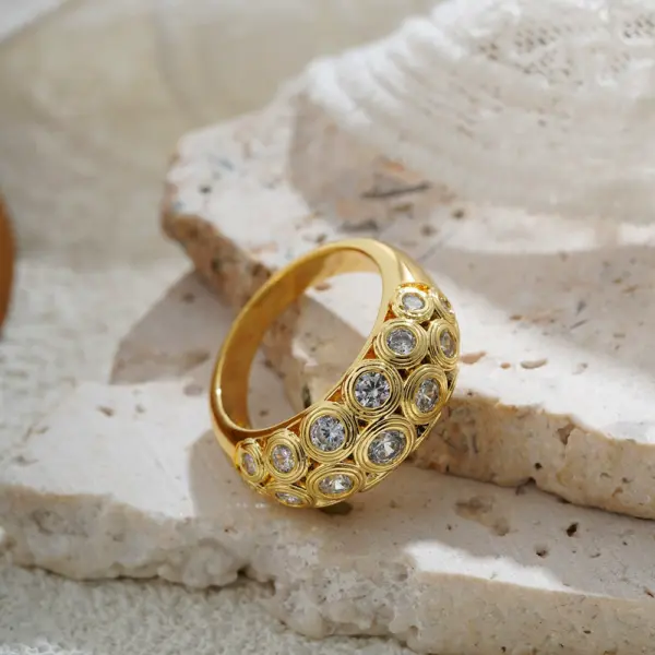 Glistening 18K Gold & Cubic Zirconia Statement Ring - Image 2