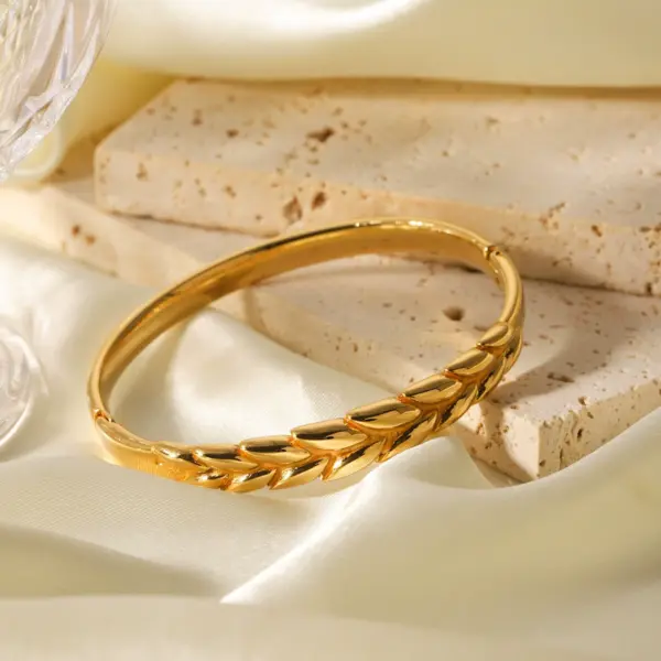 Stainless Steel Wheat Ear Bangle Bracelet - Image 4