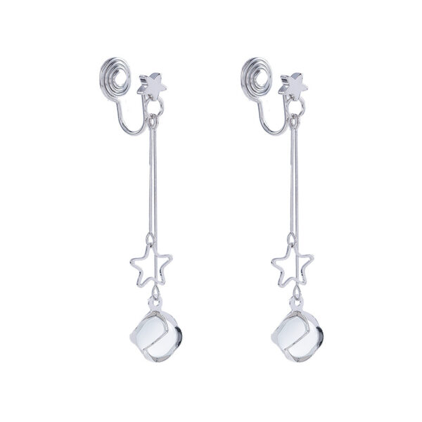 Extended Star-Shaped Tassel Earrings
